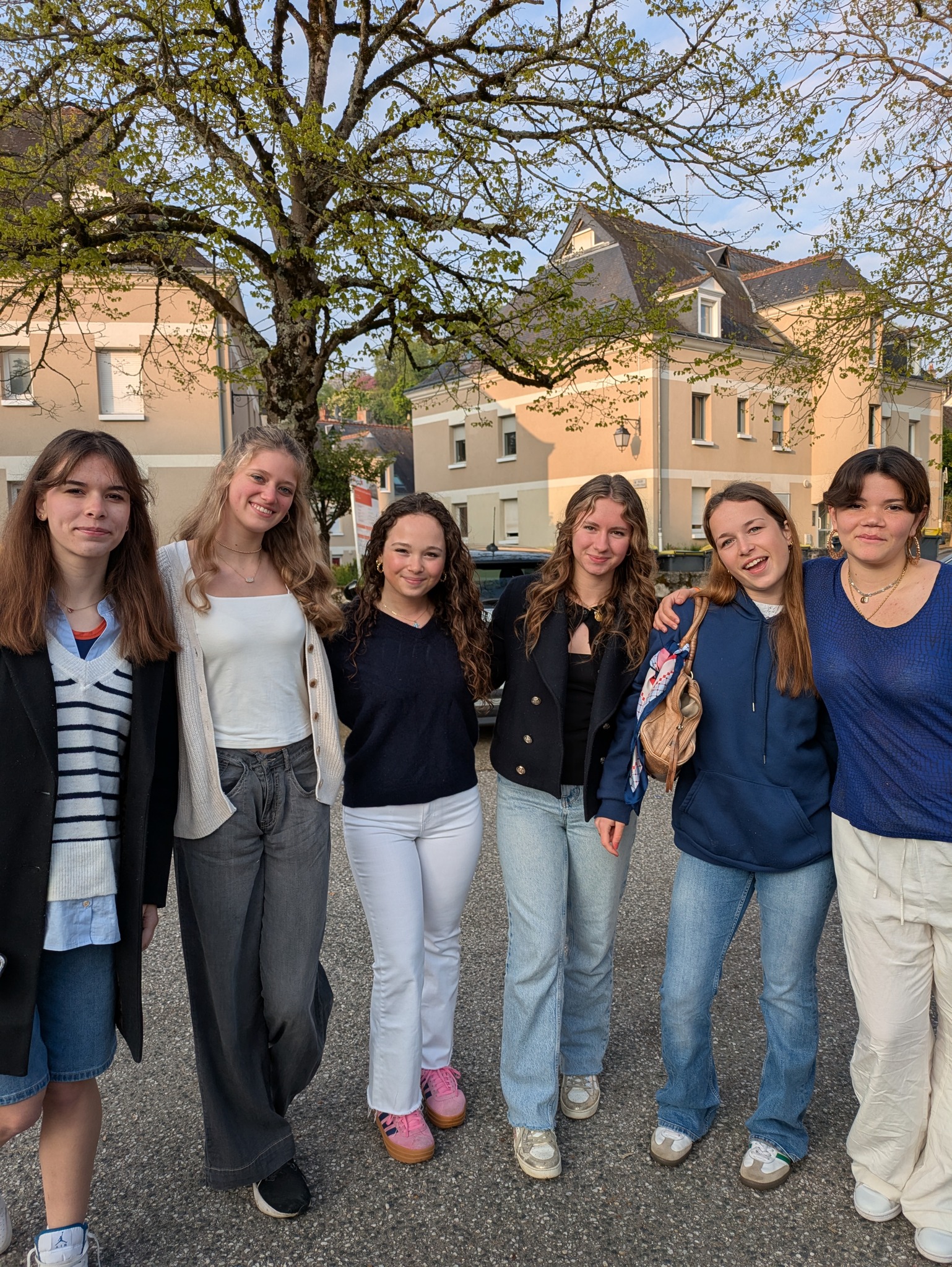 玛穆捷高中校园风景 6