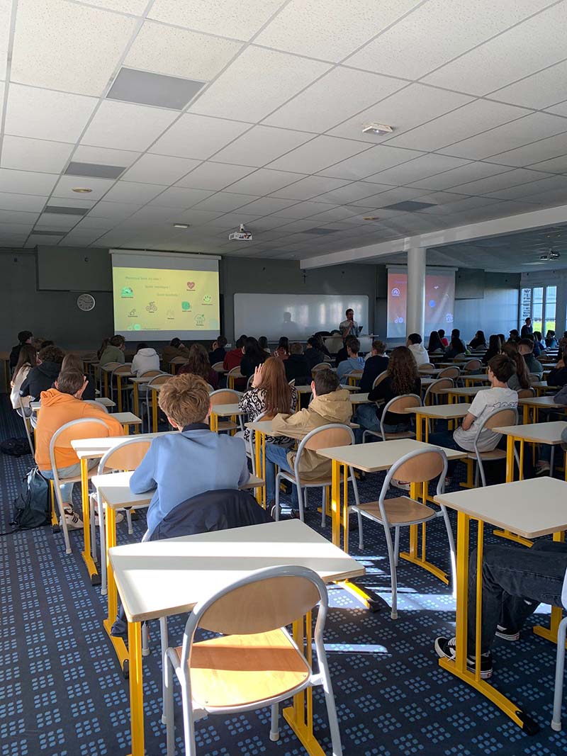 圣洛高中校园风貌 9